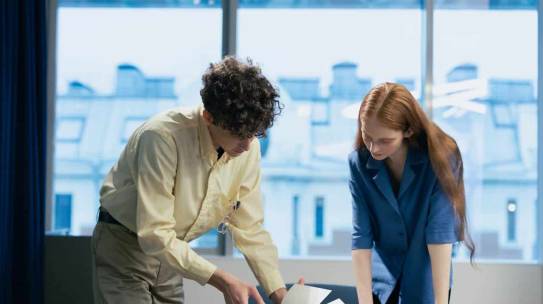 Accompagner le Retour à l’Emploi d’un Collaborateur après un Cancer : Une Approche Globale et Humaine